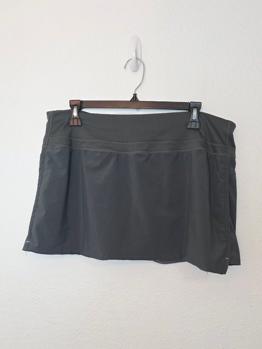 FREE FLY Bamboo Lined Activewear Skort Pockets Outdoor Running Size XL